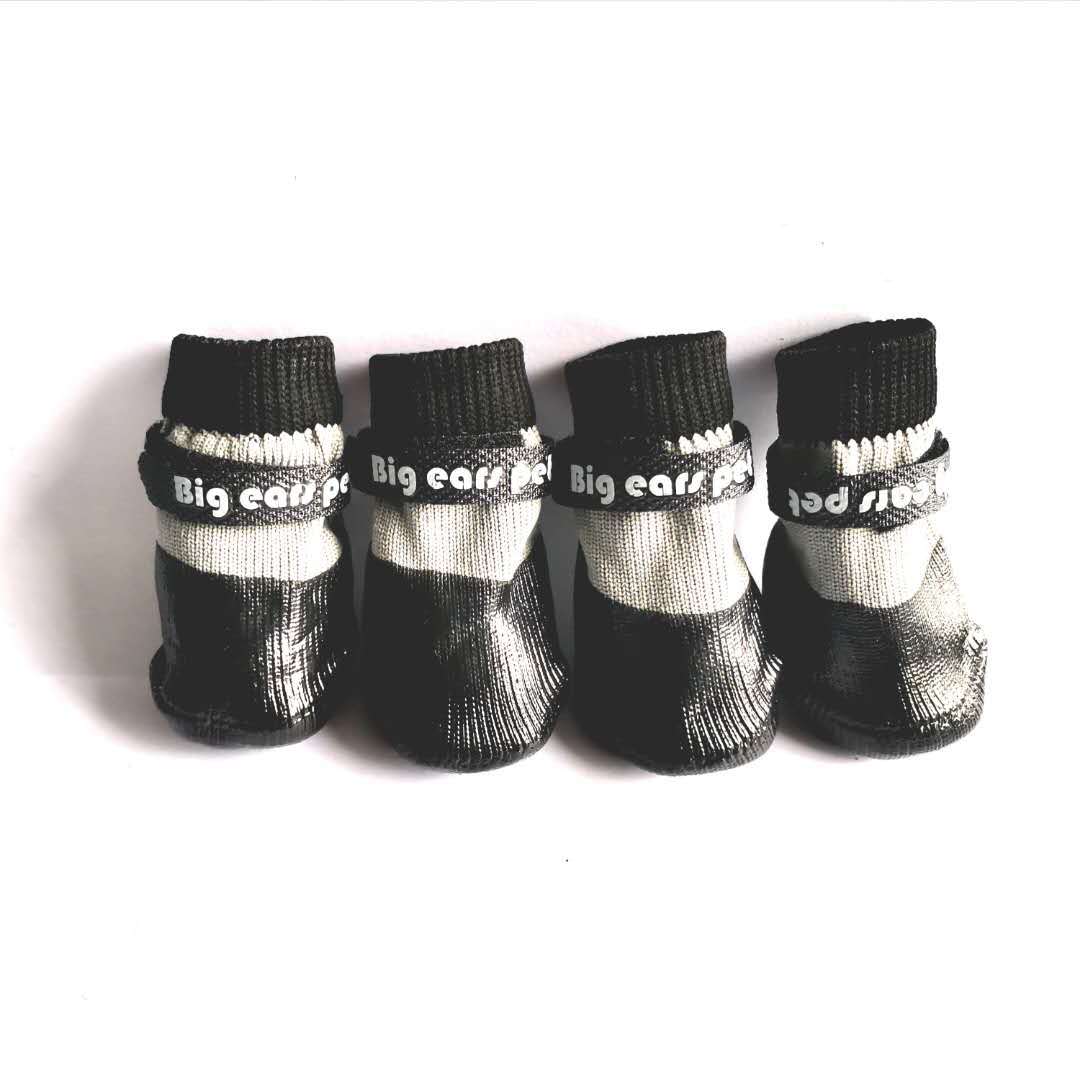 4PCS Winter Dog Shoes Waterproof Cute Puppy Boots Outdoor Walking Warm Dog Snow Shoes for Small Dog Chihuahua Pet Paw Protectors